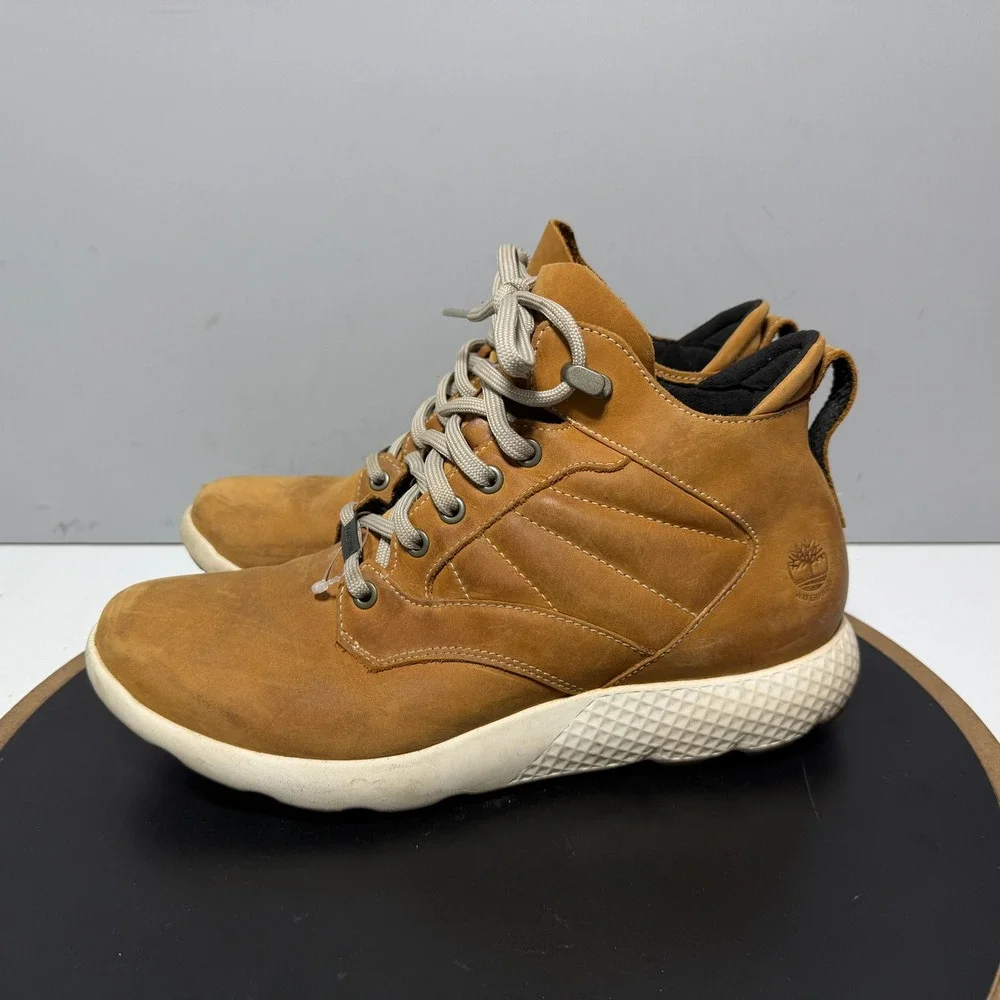 Timberland FlyRoam Waterproof Leather Chukka Boots Men Size 8 Wheat Tan Outdoor‎
